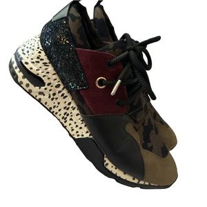 Steve Madden Cliff SZ 9 Multicolor Leather/Fabric Sneakers Lace Up Comfy Shoes